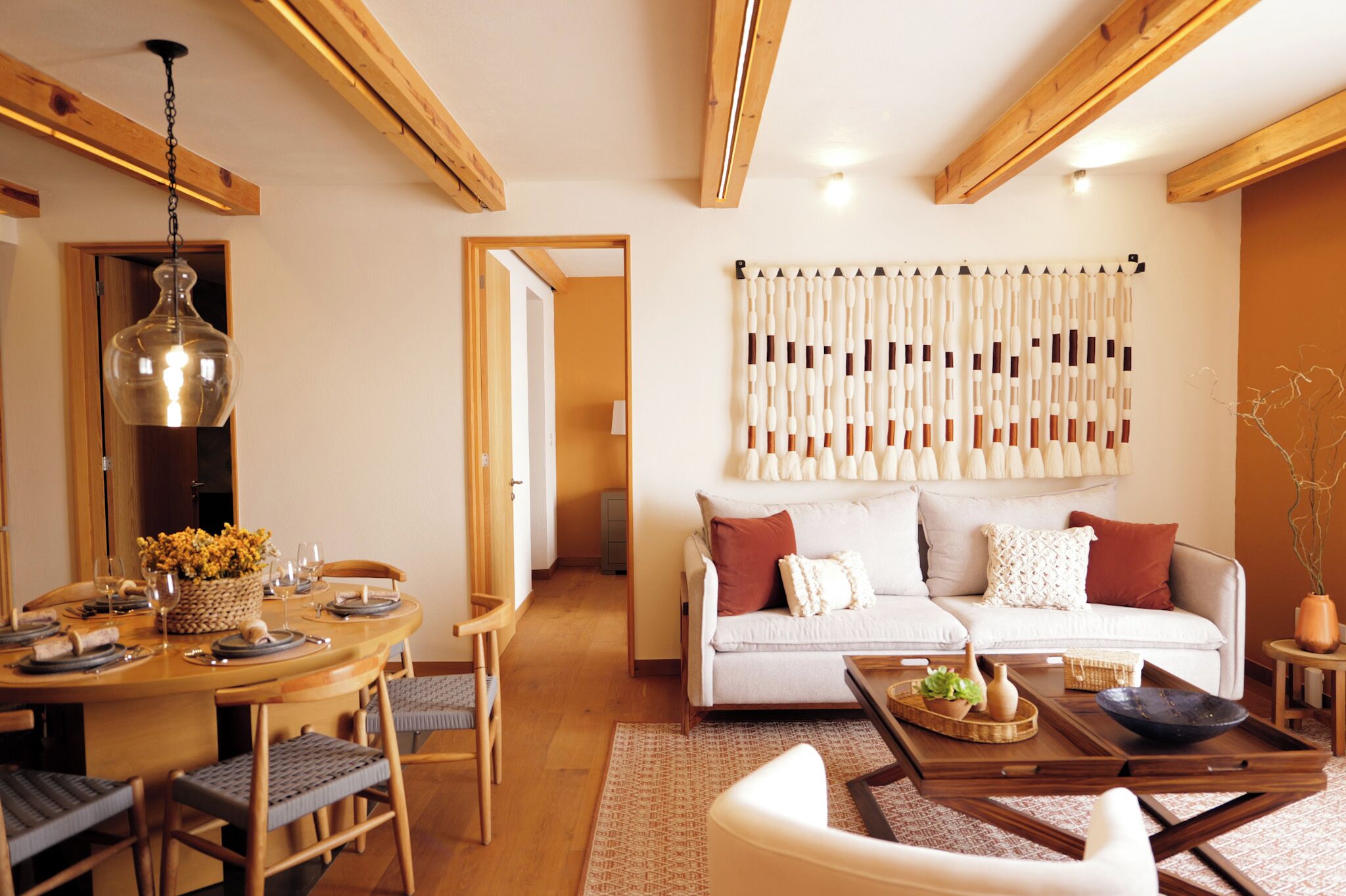 Classic Apartment, City View