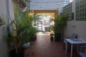 Terrace/patio - Casa Luz 1B Gorgeous King with Stylish Bathroom Great Location (San Juan)