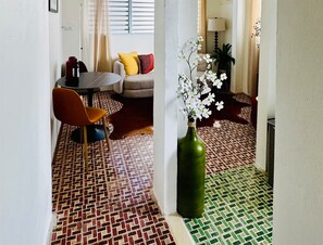 Interior - Casa Luz 1B Gorgeous King with Stylish Bathroom Great Location (San Juan)