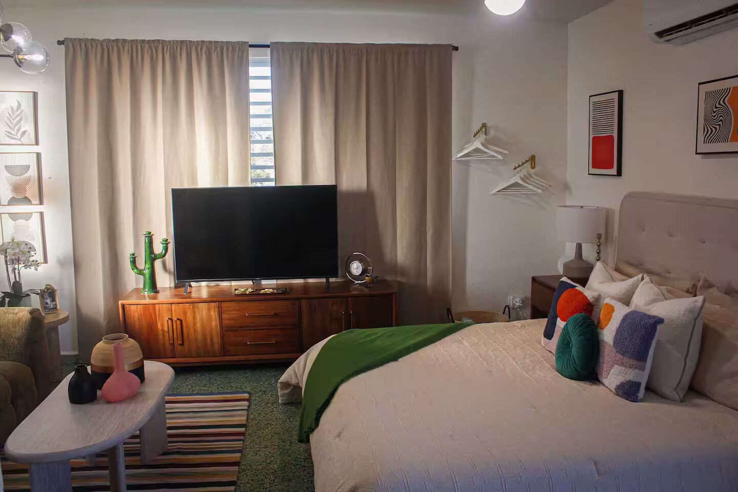 1 bedroom, iron/ironing board, WiFi, bed sheets