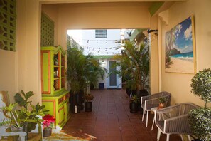 Terrace/patio - Casa Luz 4B Cozy Stylish Studio Great Location Great Location (San Juan)
