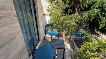 Classic Room, City View | Terrace/patio