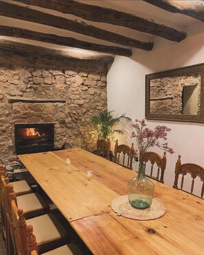 Dining - XV century farmhouse, rural house, no neighbors, swimming pool, barbecue, fireplace. (Santa Maria de Miralles)