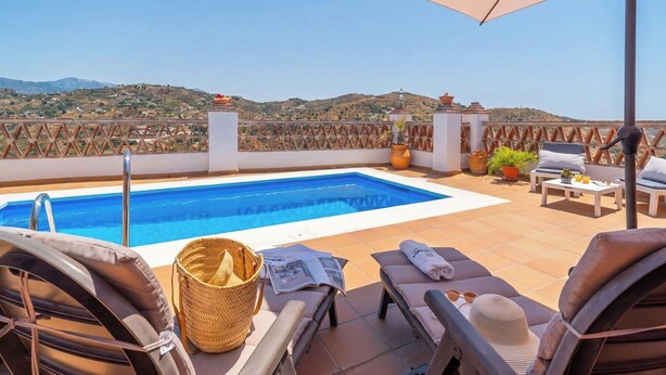 Pool - Cortijo Colinas Torrox by Ruralidays (Málaga)