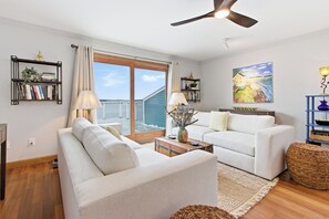 Älytelevisio, kirjoja, stereot