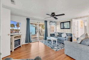 TV, offices - Ocean Lakes Comfy Cottage Steps to Beach Waterpark (Myrtle Beach)