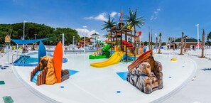 Children’s area - Ocean Lakes Comfy Cottage Steps to Beach Waterpark (Myrtle Beach)