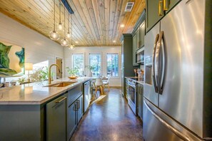 Fridge, microwave, oven, stovetop - Decked Out • New Listing! Heated Pool • Sauna • Putting Green (Broken Bow)
