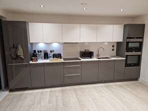 Imagen sin descripción, 5 de 24, botón