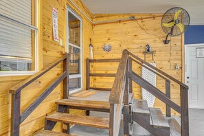 Interior - Bass Fishing Haven! Waterfront Hawthorne Home (Hawthorne)