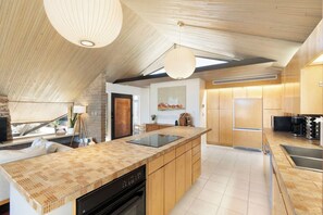 Fridge, microwave, oven, stovetop - Luxury Sedona Estate | 5BR + Casita | 2 Hot Tubs & Sauna (Sedona)