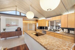 Fridge, microwave, oven, stovetop - Luxury Sedona Estate | 5BR + Casita | 2 Hot Tubs & Sauna (Sedona)