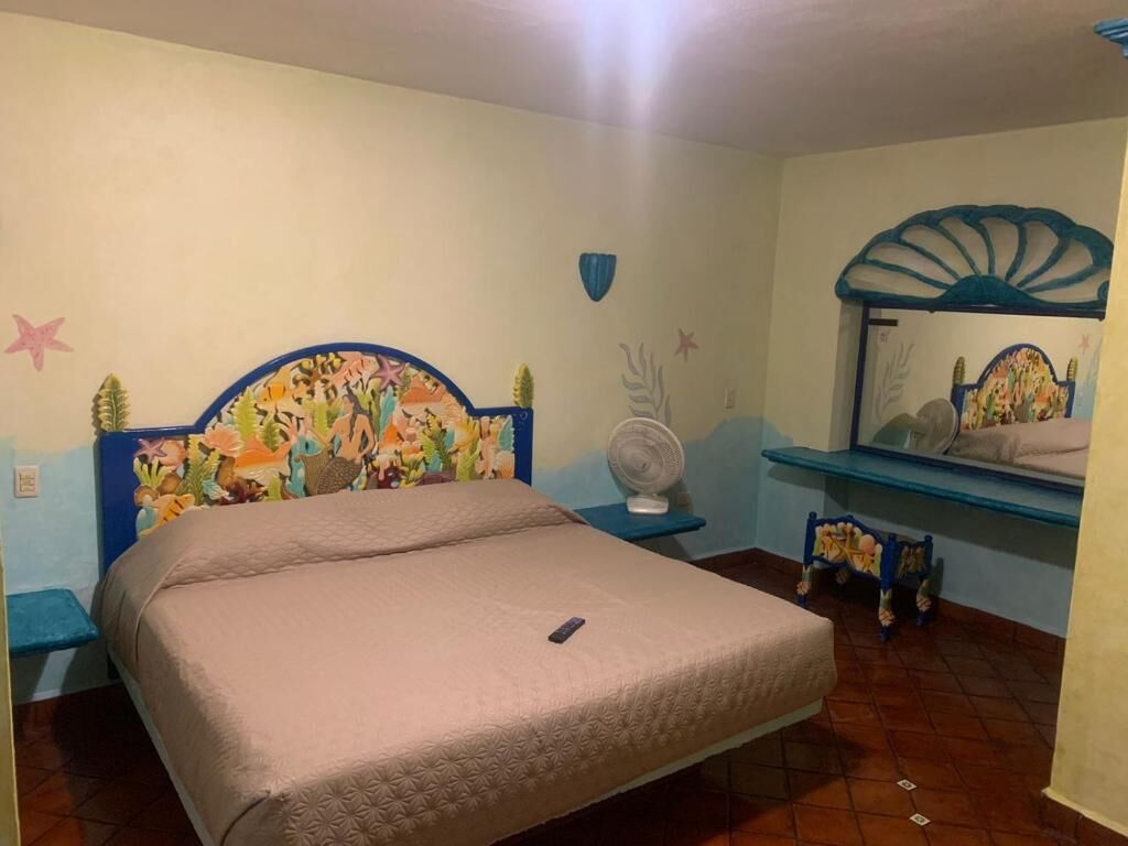 책상, 노트북 작업 공간, 암막 커튼, 무료 WiFi