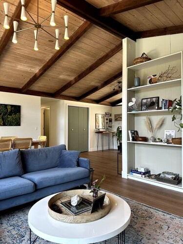 Epic Group Getaway, Sleeps 16+ on Eel River & Avenue of the Giants