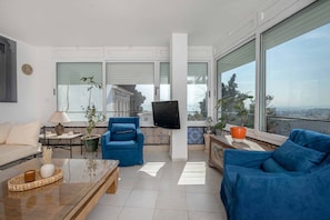 Casa conforto, vista para a baía