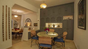 Maison Confort, vue baie | Coin séjour