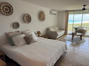 1 bedroom, free WiFi, bed sheets - Cosy accommodation with sea view and swimming pool (Cul-de-Sac)