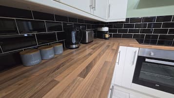 Fridge, microwave, oven, toaster