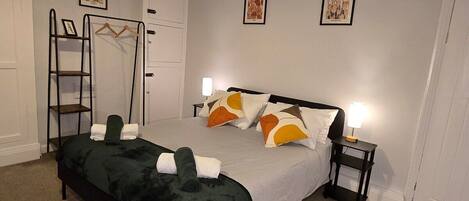 2 Schlafzimmer, Bügeleisen/Bügelbrett, kostenloses WLAN, Bettwäsche