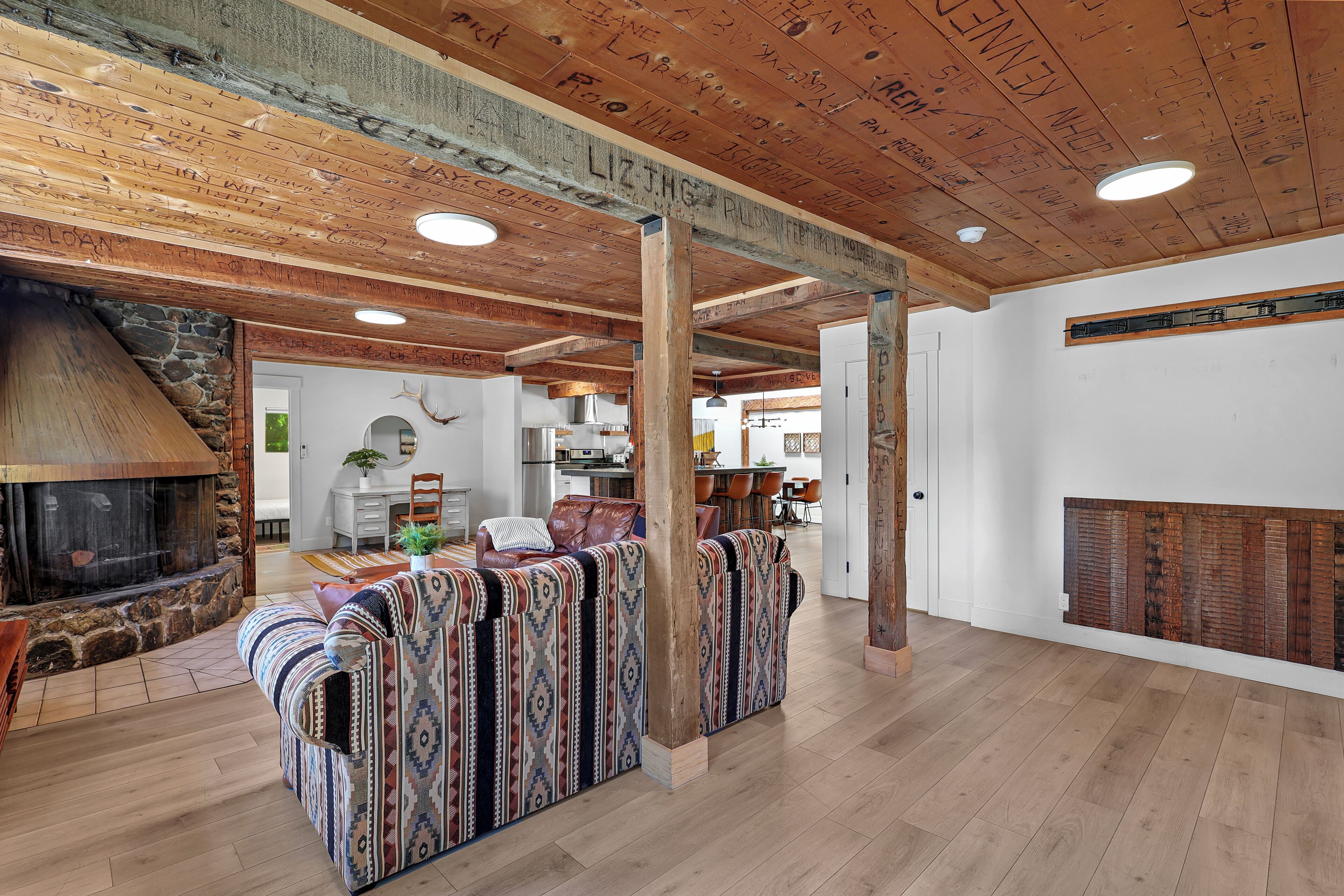 家庭套房, 3 間臥室, 廚房, 庭園景觀 | 住宿內部