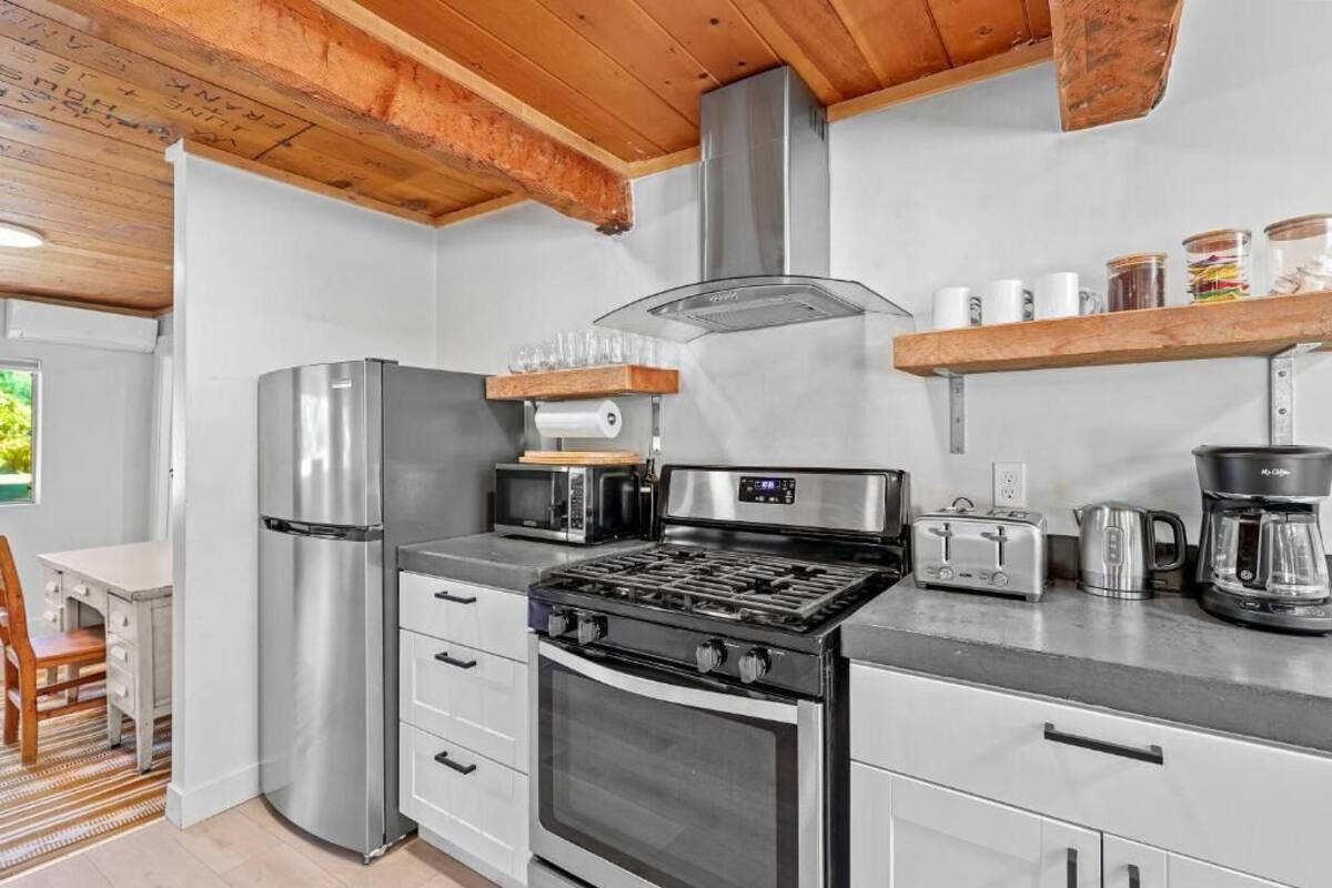 Family Suite, 3 Bedrooms, Kitchen, Courtyard View