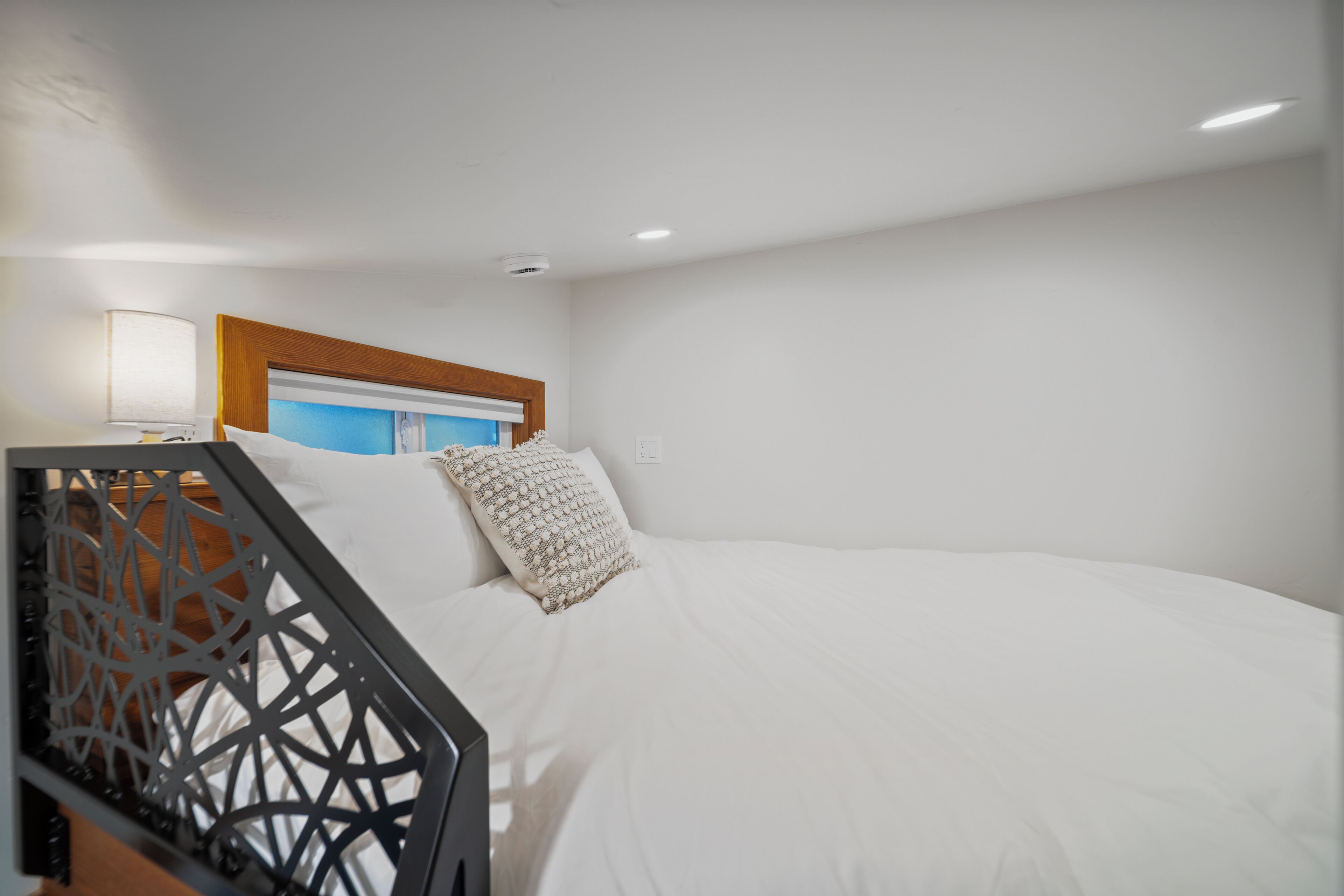 Design Loft, Kitchen, Courtyard View | Blackout drapes, free WiFi