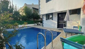 Pool - Smart villa in Alaçatı Çesme with private pool (Alaçatı)