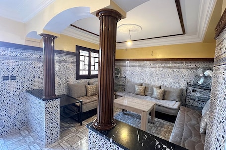 Stay near Marrakech Airport RAK