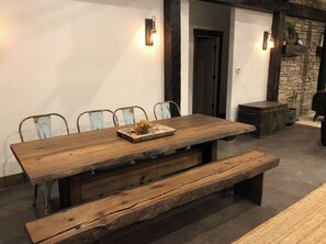 تناول الطعام