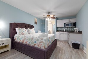 1 dormitori, wifi gratuïta i roba de llit 