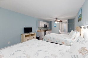 1 bedroom, free WiFi, bed sheets - Surf City Coastal Stay – Mermaid’s Rest motel unit (Surf City)