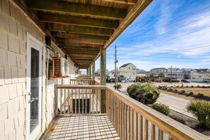 Unclassified image, 2 of 22, button - Surf City Beach Stay – Dolphin’s Drift Motel Unit (Surf City)