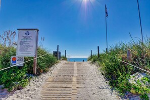 Unclassified image, 3 of 12, button - Surf City Coastal–Sailor’s Nook Motel-Pet Friendly (Surf City)