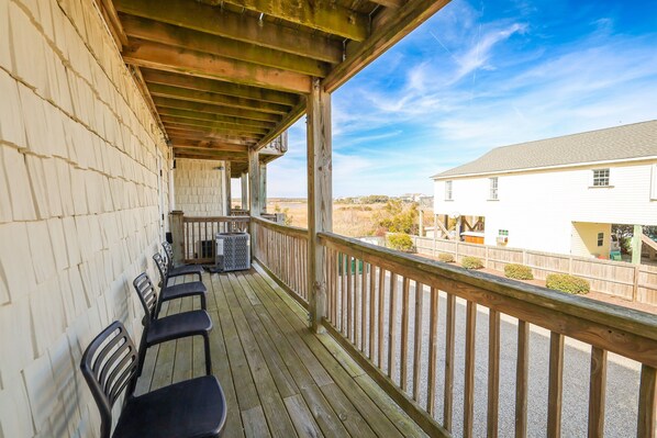 Unclassified image, 1 of 35, button - Surf City Beach, Surf & Sun Suite With Pool (Surf City)