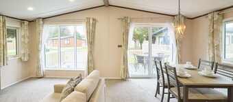 Host Stay The Beak Lodge