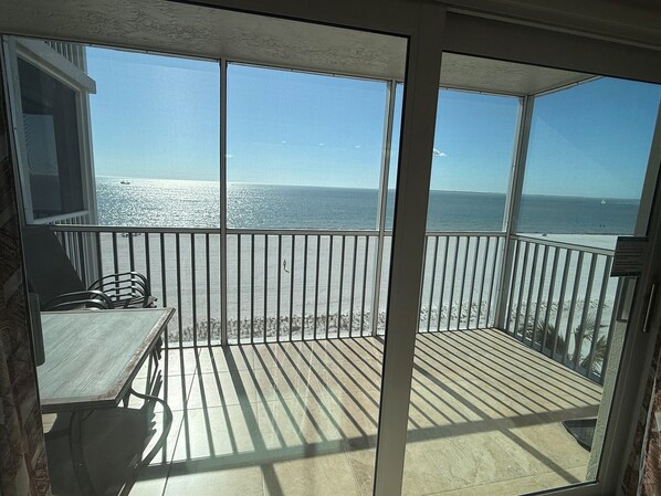Interior - Gateway Villas #598 - "Sunshine Villa" Beach Front (Fort Myers Beach)