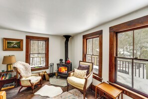 Interior - 2 Mi to Belleayre Mtn! Extended Base in Pine Hill (Pine Hill)