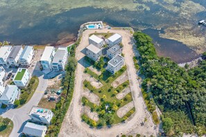 Exterior - Oceanside Retreat w/Rooftop, Pool & Kayaks (Key Largo)