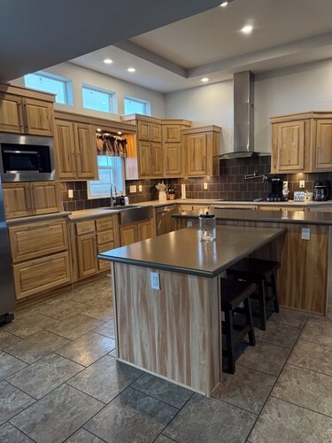 Three Bedroom, Two Bathroom Home with Barn & Corrals