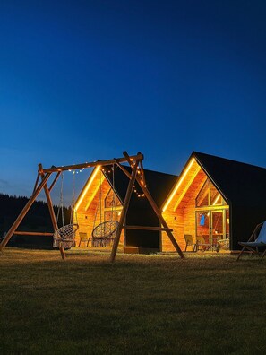 Front of property - evening/night - Eternum Glampling (Ninkovići)