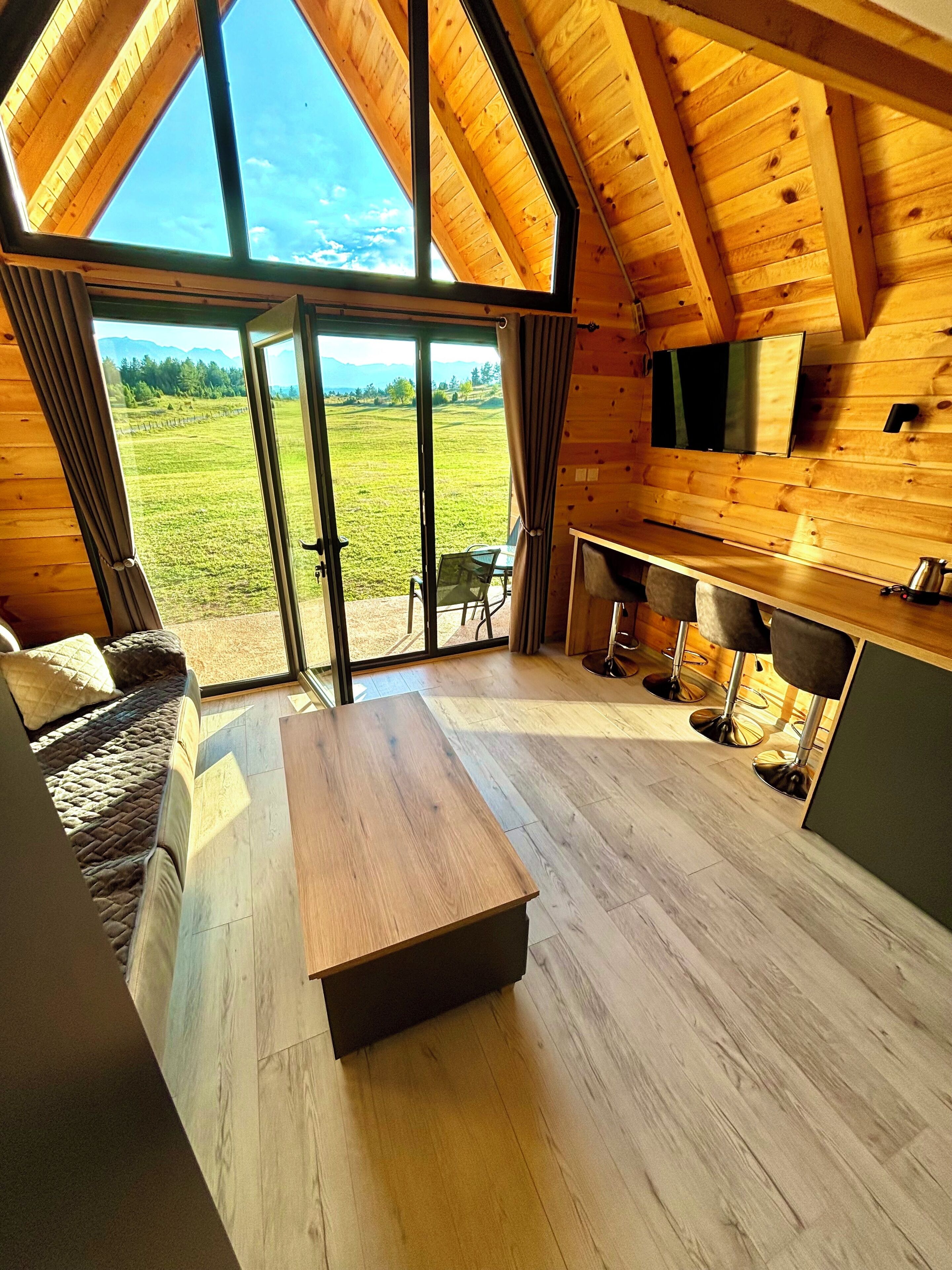 Luxury Cottage, 2 Bedrooms | Living area