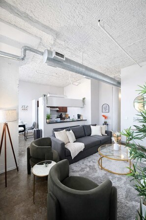 Oklassificerad bild, 3 av 7, knapp