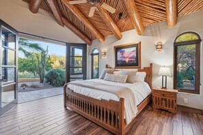 2 bedrooms, desk, iron/ironing board, free WiFi - Luxury Aviation Retreat- Dual Primary Suites, Runway Views, Carefree, AZ (Carefree)
