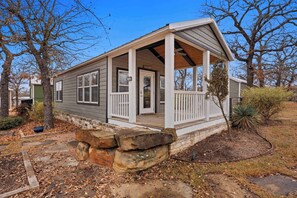 Exterior - The Resort at Fredericksburg Unit 6 (Fredericksburg)