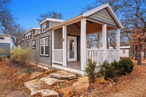 Exterior detail - The Resort at Fredericksburg Unit 8 (Fredericksburg)