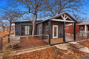 Exterior - The Resort at Fredericksburg Unit 3 (Fredericksburg)