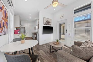 Interior - The Resort at Fredericksburg Unit 27 (Fredericksburg)
