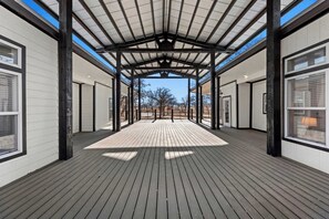 Terrace/patio - The Resort at Fredericksburg Unit 26 (Fredericksburg)