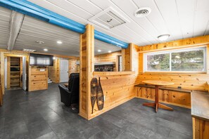 Interior - The BGs Cabin Up North Charm near Boyne Mountain (Boyne City)