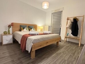 Unclassified image, 2 of 15, button - Le Clos de la Bruche, Cozy & Elegant apartment with terrace & free parking (Strasbourg)